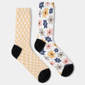 Hübsche Pastellgelbe Mischung kariert und blumenar Socken (Rechts)