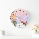 Hübsche Pastellrosa und weiße Rosen Große Wanduhr (Zuhause)