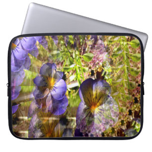 Hübsche Petunias...... Laptopschutzhülle