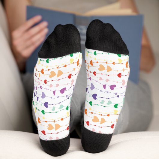 Hübsche Rainbow-Herz-Musterfamilie Socken (Unterseite)