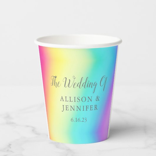 Hübsche Rainbow-Hochzeit Personalisiert Pappbecher (Rückseite)
