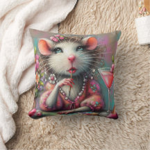 Hübsche Rattendame mit Martini-Beatmung