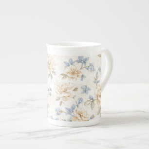 Hübsche romantische blaue cremefarbene Blumen   Porzellantasse