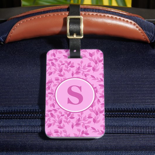 Hübsche rosa florale Monogramm Personalisierung Gepäckanhänger (Vorderseite Insitu 2)