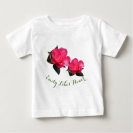 hübsche rosa Kamelien-Blume. Kleines Mädchen mag Baby T-shirt