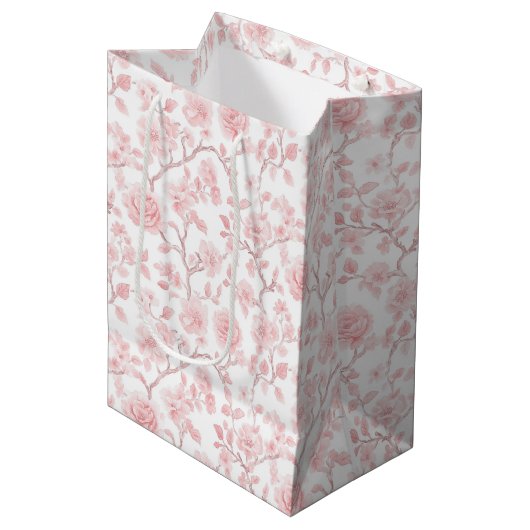Hübsche rosa Rosen Floral Brautparty Mittlere Geschenktüte (Vorderseite Schrägansicht)