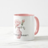 Hübsche rosa Rosenblumen in Vasen Tasse (VorderseiteRechts)