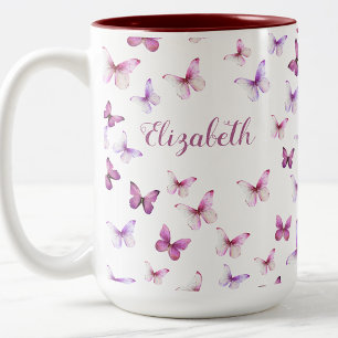 Hübsche rosa Schmetterlinge mit individuellem Name Zweifarbige Tasse