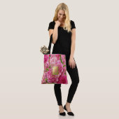Hübsche rosa und grüne floral Monogramm-Garten Tasche (Am Model)