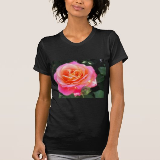 Hübsche Rosa- und Orangefarbene Rose T-Shirt (Vorderseite)