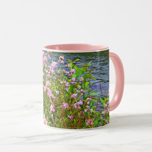 Hübsche rosa Wildblumen, Fluss, natürliche Blume Tasse (VorderseiteRechts)