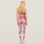 Hübsche Rose Rosa Bläserchische Girl-Monogramm Capri Leggings (Rückseite)