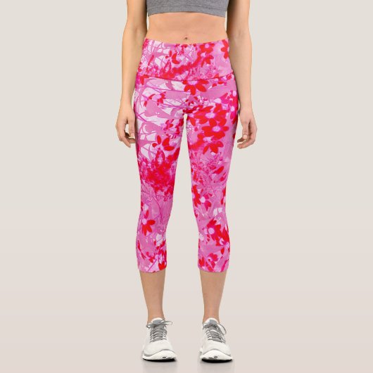 Hübsche Rote Blume Capri Leggings (Vorderseite)