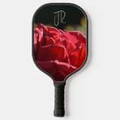 Hübsche Rote Rose mit Name und Monogramm Pickleball Schläger (Rückseite)