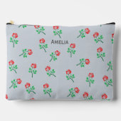Hübsche Rote Rose Muster Pastellblau Personalisier Zubehörtasche (Vorderseite)