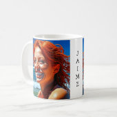 Hübsche Rothaardame am Strand Personalisiert Kaffeetasse (Vorderseite Links)