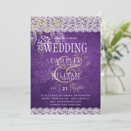 Hübsche Rustikale Lila WISTERIA Hochzeit Einladung (Stehend Vorderseite)