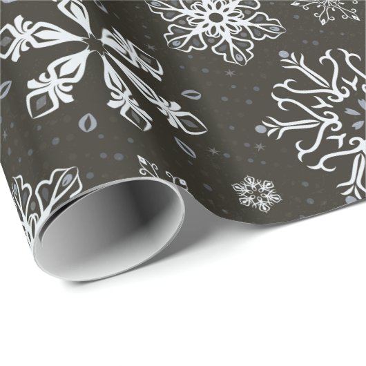 Hübsche Schwarz-weiße Weihnachtsschneeflocken Geschenkpapier (Rolleneckpunkt)