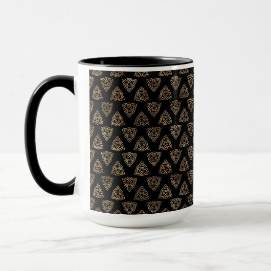 HÜBSCHE SCHWARZE UND GOLDROWS DER KELTISCHEN KNOTE TASSE (Links)