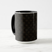 HÜBSCHE SCHWARZE UND GOLDROWS DER KELTISCHEN KNOTE TASSE (Vorderseite Links)
