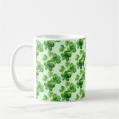 Hübsche Shamrocks St. Patrick's Day Kaffeetasse (Links)
