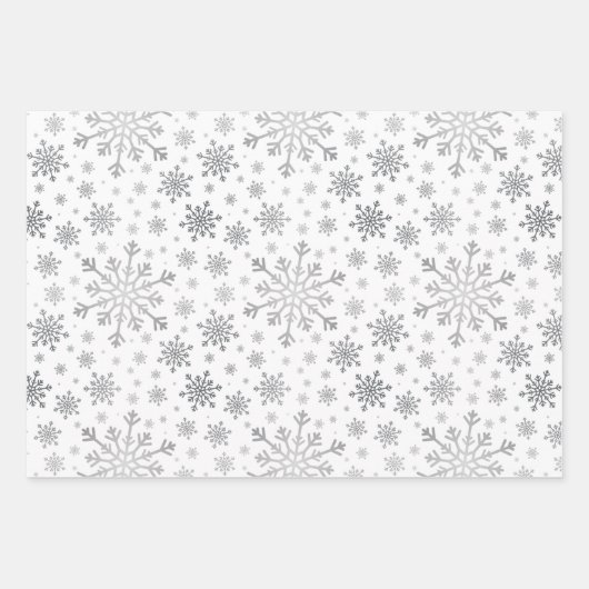 Hübsche Silberschneeflocken auf Winterweiß Geschenkpapier Set (Vorderseite)