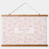 Hübsche Soft-Blume, kundenspezifische Babynamen Ar Wandteppich Mit Holzrahmen (Vorne)