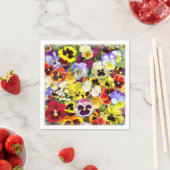 Hübsche Stiefmütterchen mit Butterfly Napkin Serviette (Beispiel)