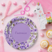 Hübsche Teller aus Lila und weißem Blumenpapier (Party)