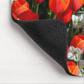 Hübsche Tulpen und Narzissen Mousepad (Ecke)