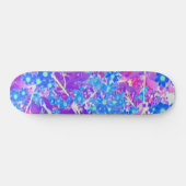 Hübsche Violett-Blau- und Limettengrüne Blume Skateboard (Horizontal)