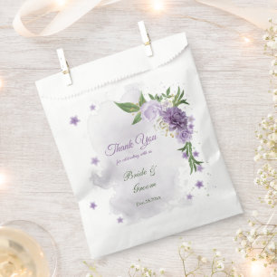 Hübsche violette Blumen Geschenktütchen