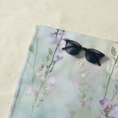 Hübsche violette Blumen Strandtuch (Beispiel)