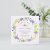 Hübsche violette Blumen Wreath Girls Babydusche Einladung (Stehend Vorderseite)