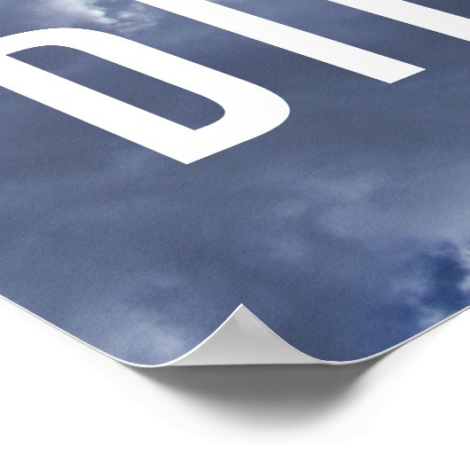 Hübsche Vögel auf einem Wire Dare Poster (Ecke)