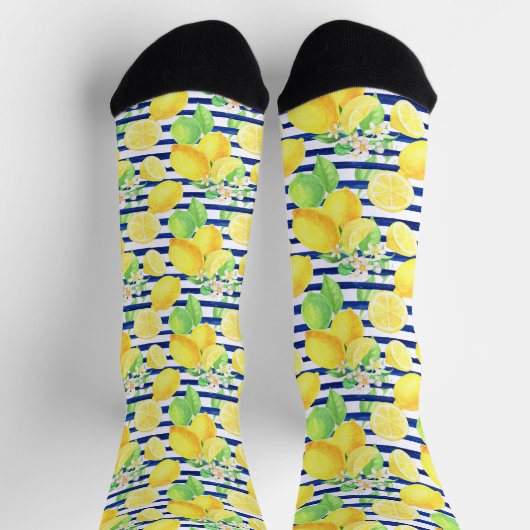 Hübsche Wasserfarben Lemons auf Blue Stripes Summe Socken (Oben)