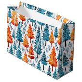 Hübsche Weihnachtsbäume in Wasserfarbe Große Geschenktüte (Vorderseite Schrägansicht)