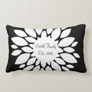 Hübsche weiße Blumen-Blumenblatt-Kunst auf Lendenkissen