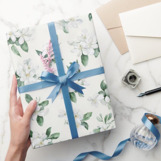 Hübsche Weiße Blumen Brautparty Geschenkpapier (Schenken)