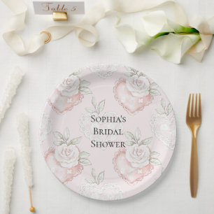 Hübsche weiße Rosen Lace Hearts Rosa Brautparty Pappteller