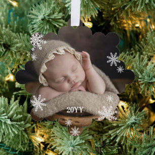 Hübsche weiße Schneeflocken ergänzen Baby Foto & Y Ornament Karte