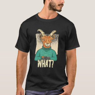 Hübsche Ziege mit einem üppigen Pullover, was? T-Shirt