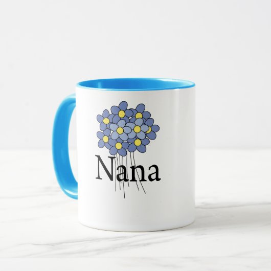 Hübscher blauer Blumen-Nana-T - Shirt Tasse (Vorderseite Links)