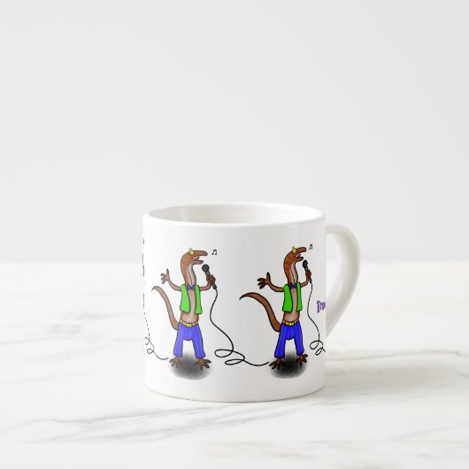 Hübscher Eidechsengesang mit Mikrofon-Cartoon Espressotasse (Vorderseite Rechts)