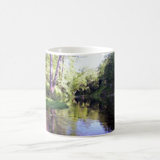 Hübscher Fluss Kaffeetasse (Mittel)
