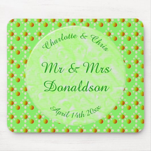 Hübscher Frühling Hochzeit Apfelblüte und Äpfel Mousepad (Vorne)