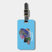 Hübscher Hai beim Fernsehen Cartoon Gepäckanhänger (Vorderseite vertikal)