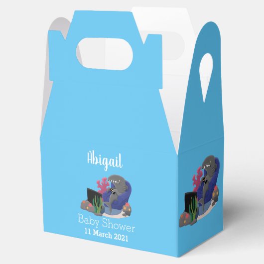 Hübscher Hai beim Fernsehen Cartoon Geschenkschachtel (Geöffnet)