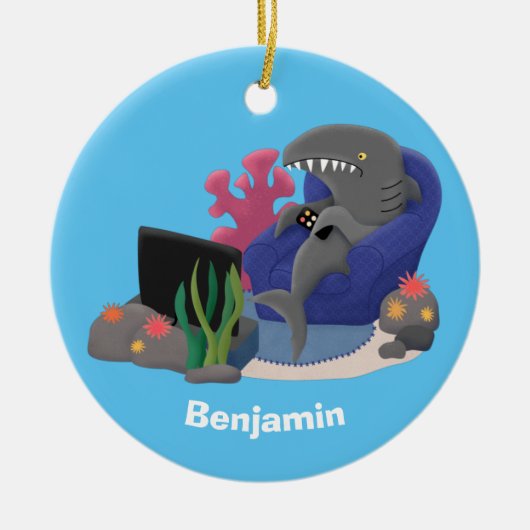 Hübscher Hai beim Fernsehen Cartoon Keramik Ornament (Vorne)