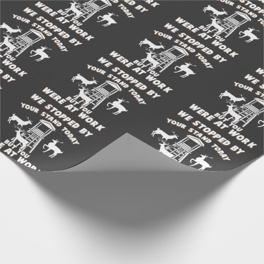 Hübscher Hirschständer auf der Jagd Geschenkpapier (Ecke)